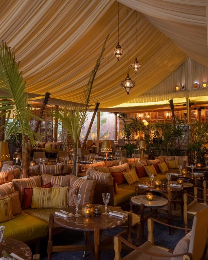 Hotel Jumeirah Emirates Towers 5*