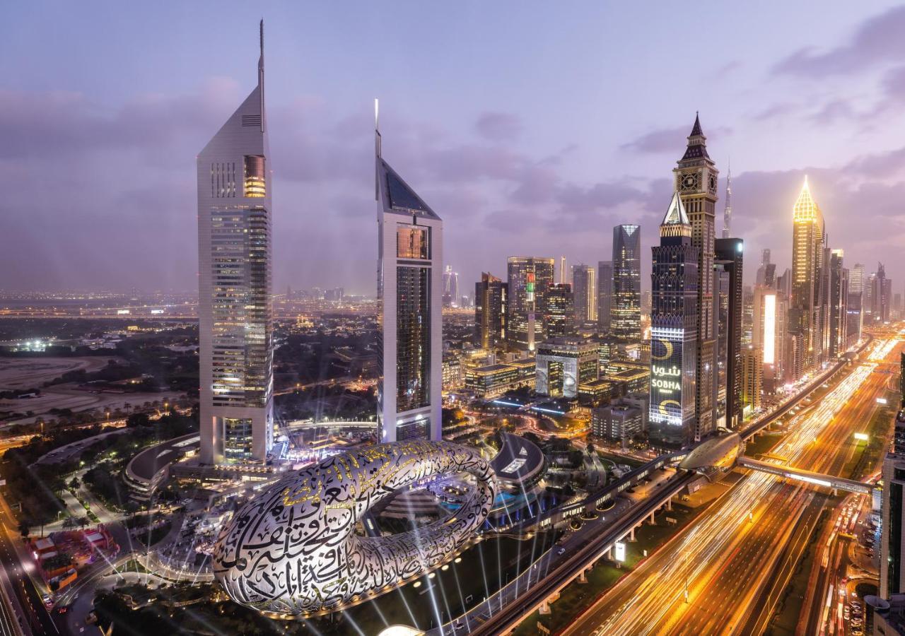 Jumeirah Emirates Towers 5* Dubai